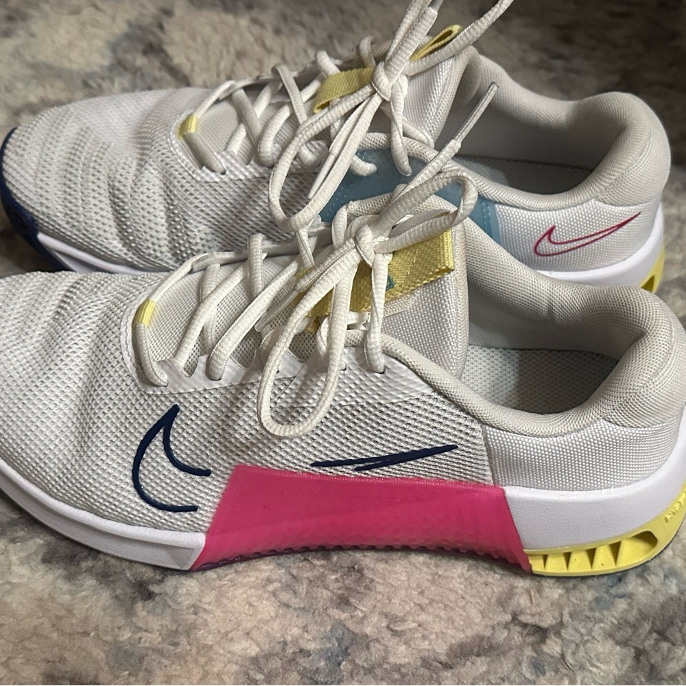 Nike Metcon 9  Size 8.5 Men /10 Women Sneakers